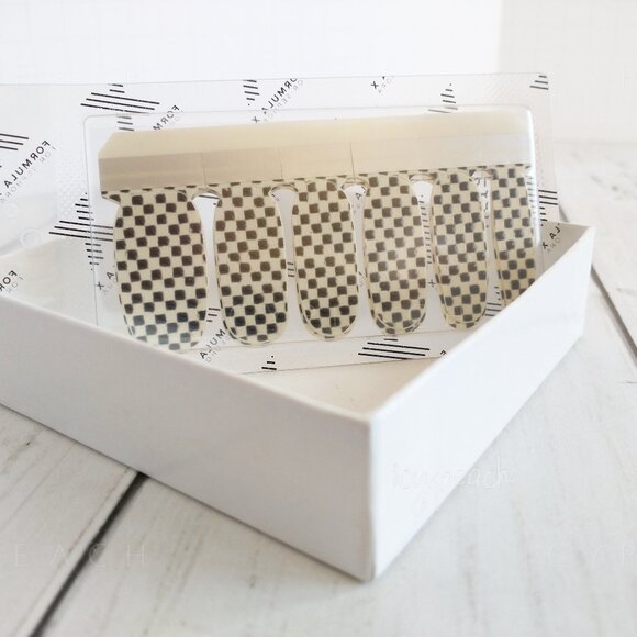 Formula X ASAP Nail Polish Strips Check Mate Black White Checker Nail Art Wraps - Picture 5 of 6